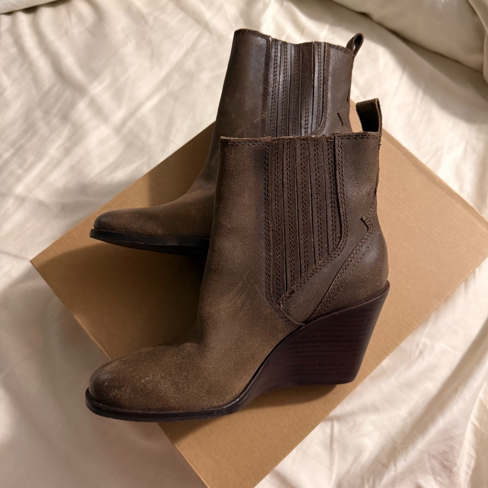 Lucky Brand Brown Leather Ankle Boots